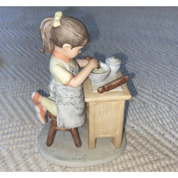 Vintage FRANCES HOOK Little Girl Figure Baking Mother's Helper A Childs World - Picture 5 of 10